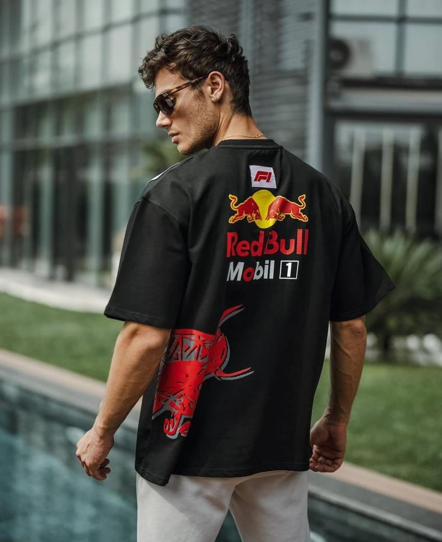 F1 Racing T-Shirt – Official Red Bull Racing Fan Apparel