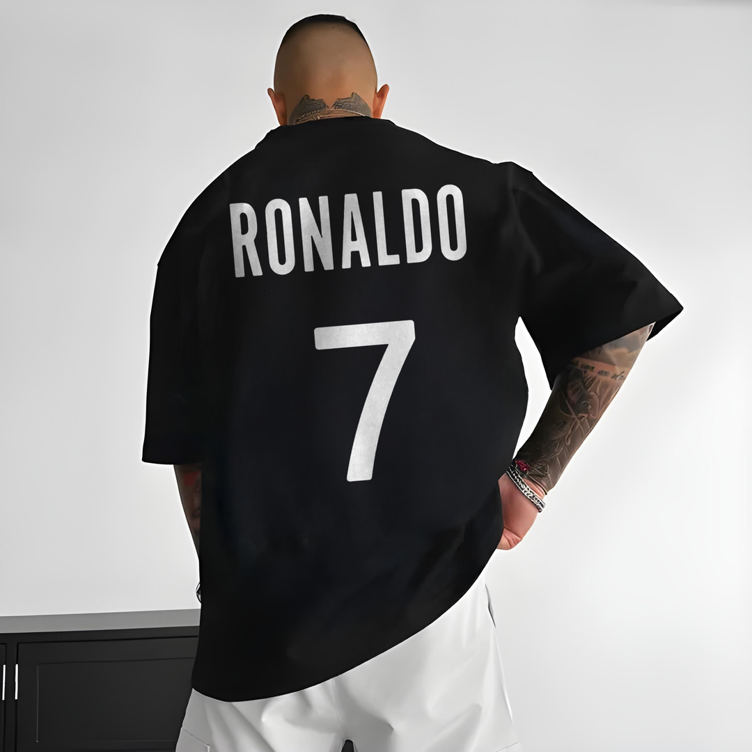 CR7 Graphic Oversized T-Shirt – Iconic Football Streetwear