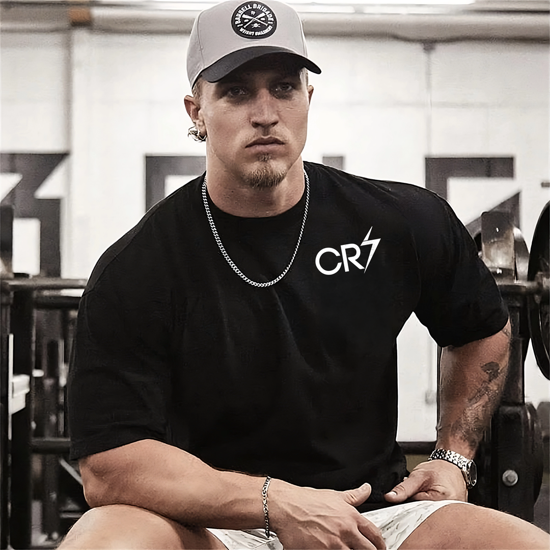 CR7 Graphic Oversized T-Shirt – Iconic Football Streetwear